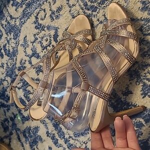 I.N.C International Concepts sz 8 Rand II gold jeweled heels shoes SH257
